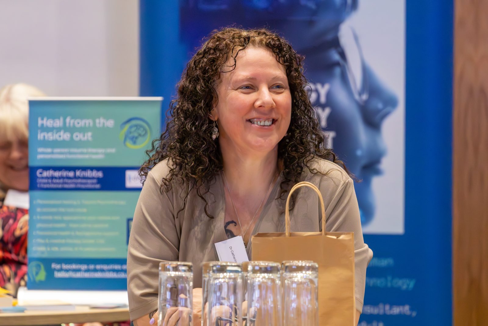 Dr Catherine Knibbs